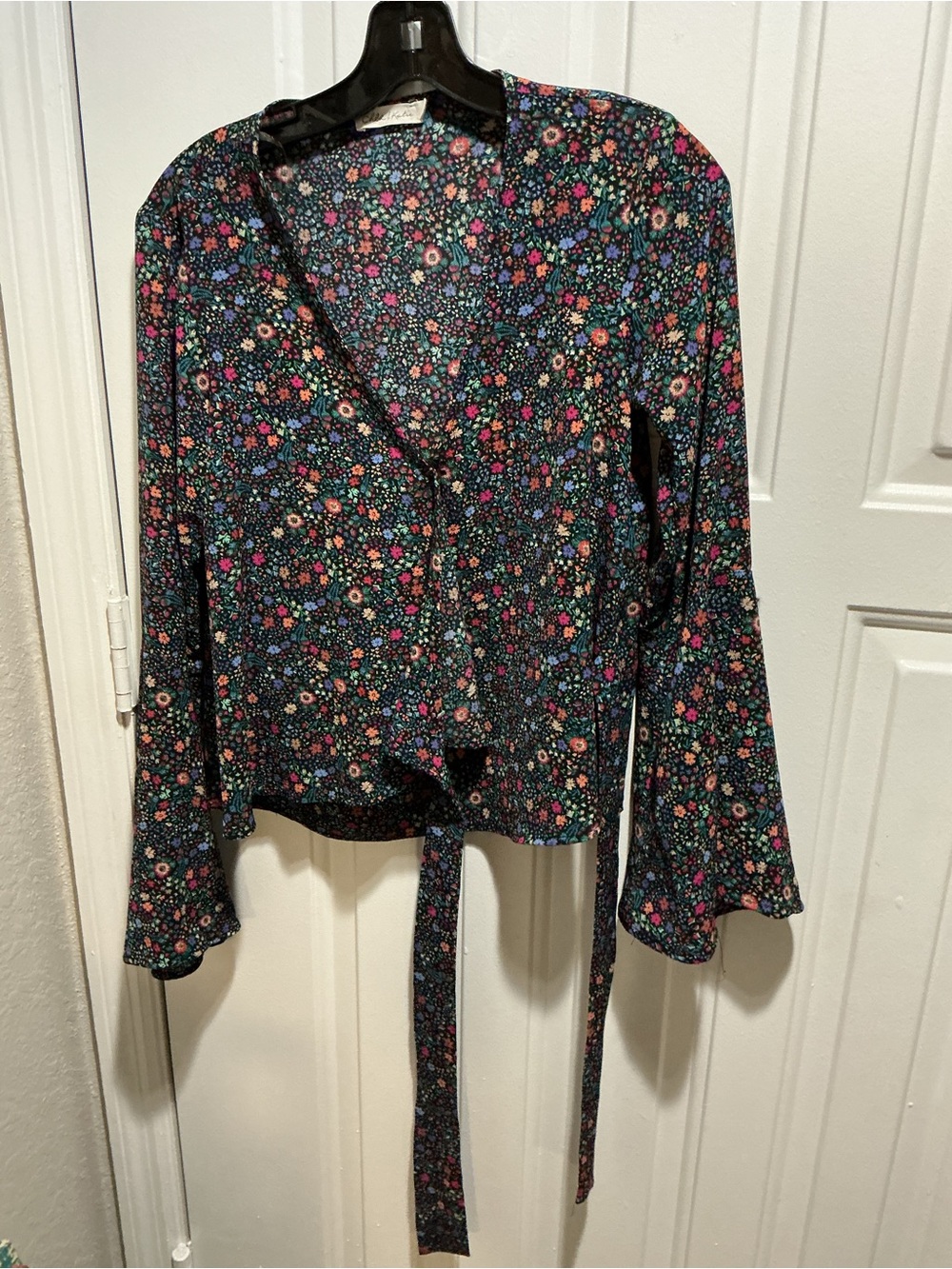 Chloe & Katie Black Floral Tie-Front Blouse